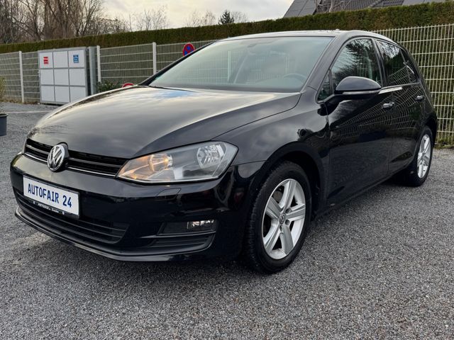 Volkswagen Golf 7 *09/2013*105PS*2.HAND*95000KM*PARKASSIST*