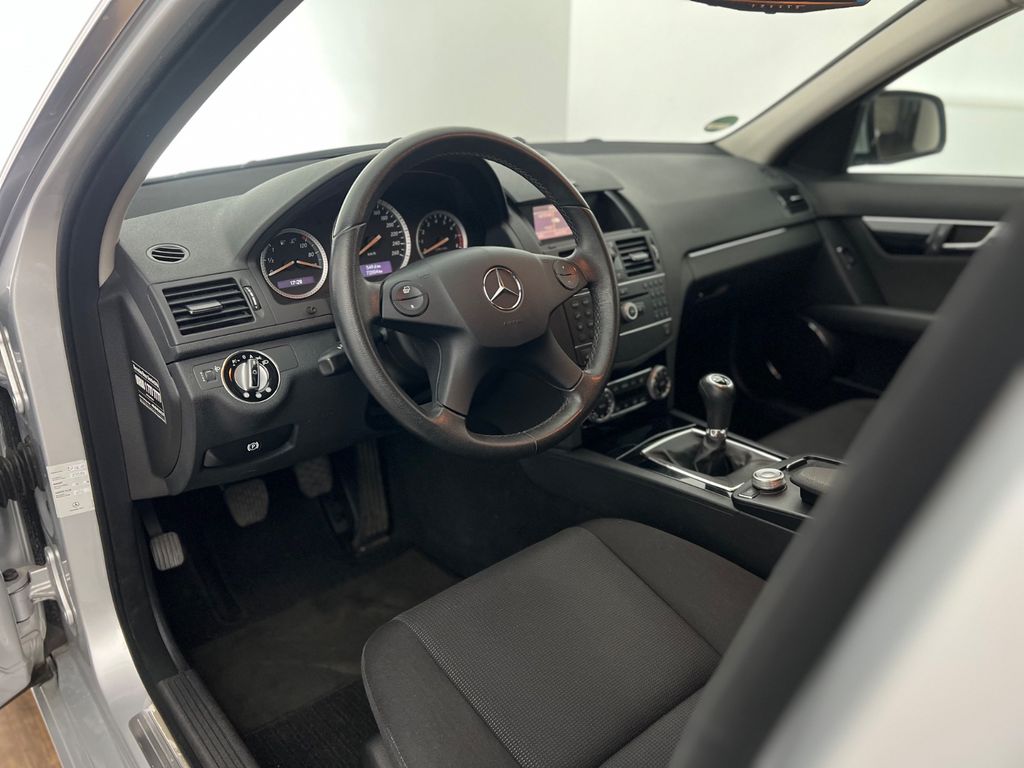 MERCEDES-BENZ C 180 K RENTNER/ NUR 71.tKM / GARANTIE / MERCEDES-BENZ C 180 K RENTNER/ NUR 71.tKM / GARANTIE /