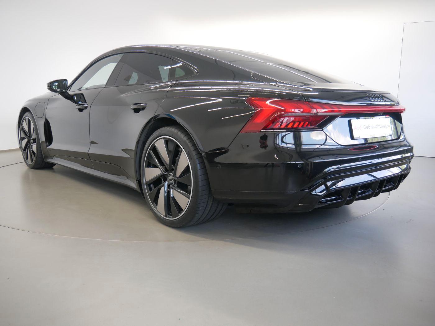 Audi e-tron GT quattro KERAMIK MATRIX HEAD-UP