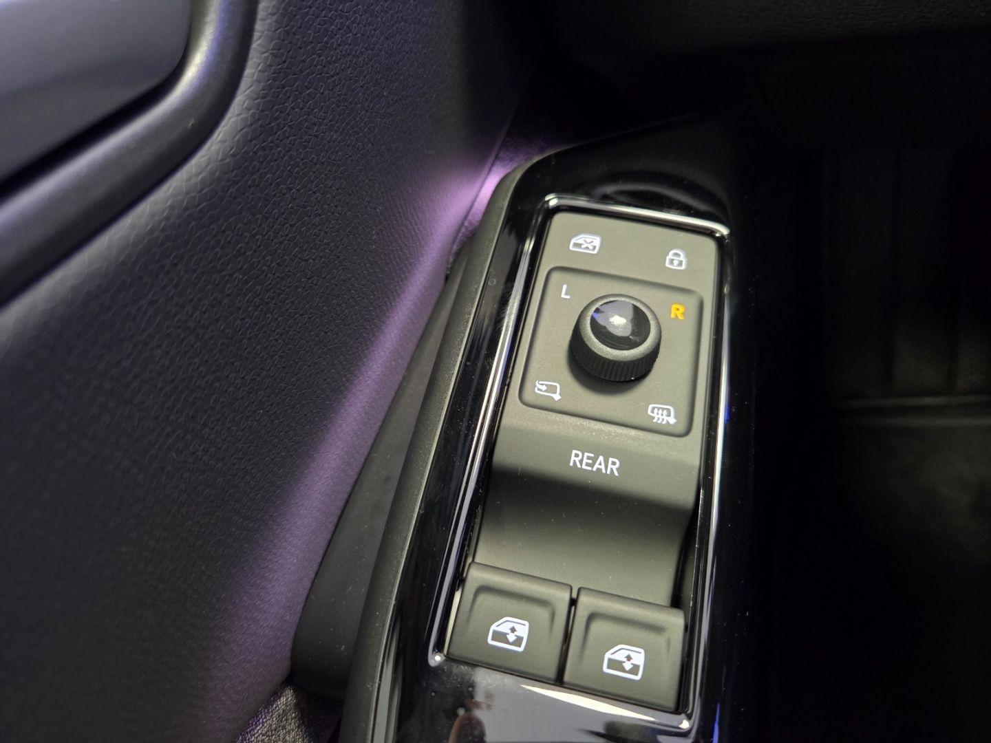 Fahrzeugabbildung Volkswagen ID.3 Pro 59 kWh StandHZG Navi Digitales Cockpit