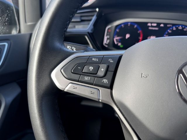 Volkswagen TOURAN TSI 1.5 Highline KAMERA, CARPLAY, SHZ