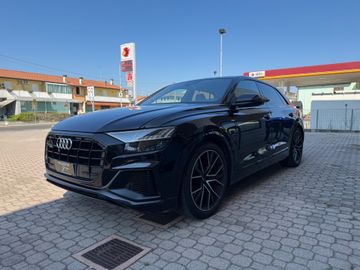 Audi Q8 - 4