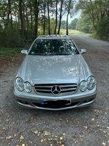 Mercedes-Benz CLK 200 - Harman Kardon - Schiebedach - Mercedes-Benz CLK 200 in Duisburg