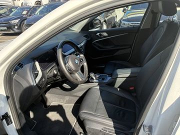 BMW 118 - 9