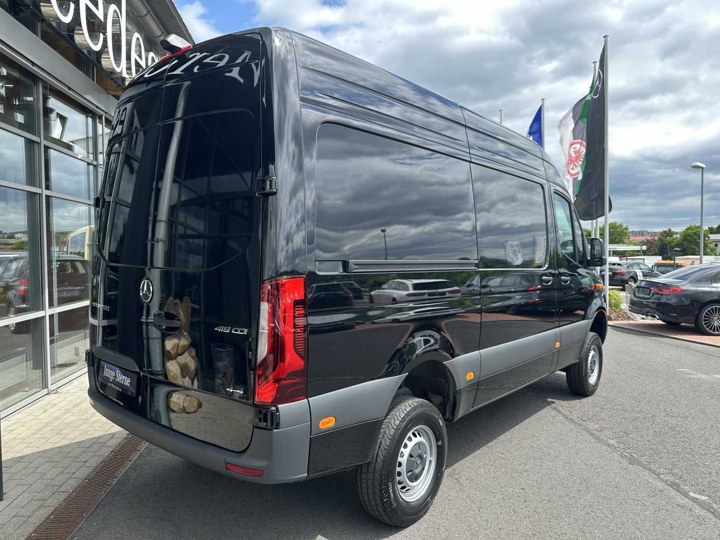 Fahrzeugabbildung Mercedes-Benz Sprinter 319/419 CDI 3665 9G 4x4 Klima Kamera