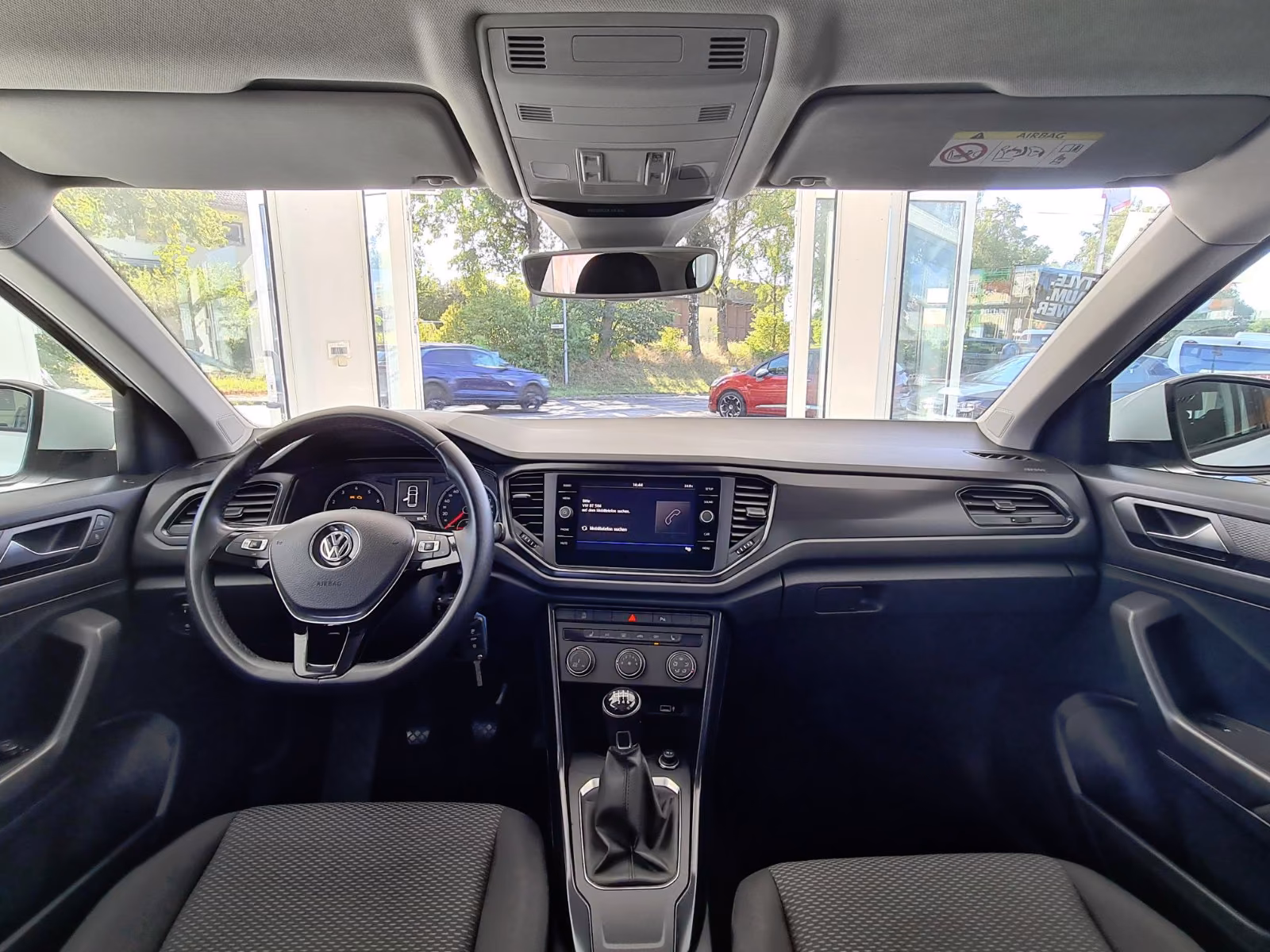 Volkswagen T-Roc 1.5 TSI ACT Sitzheizung PDC vo/hi
