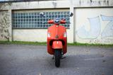 Vespa GTS 300 HPE Orange (Arancio Impulsivo) - VESPA GTS 300 HPE