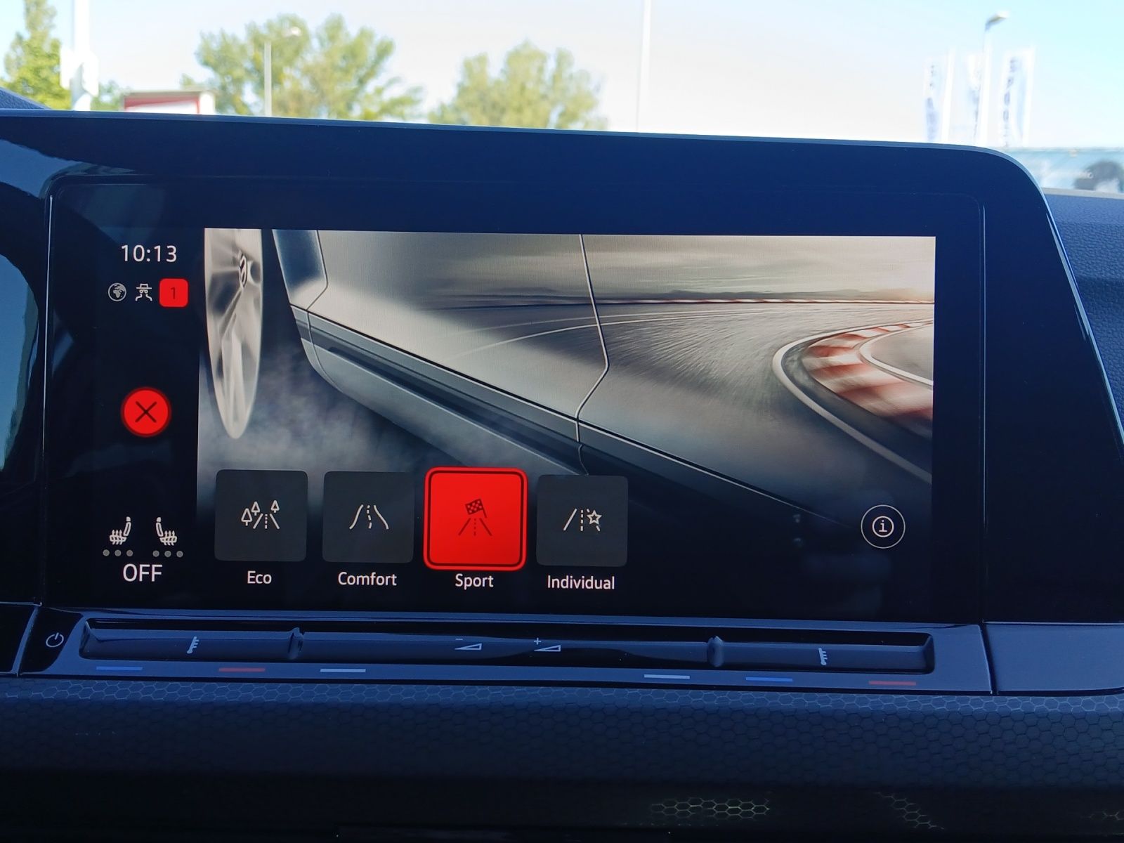 Fahrzeugabbildung Volkswagen Golf VIII GTI DSG Matrix Navi AID ACC RFK Harman