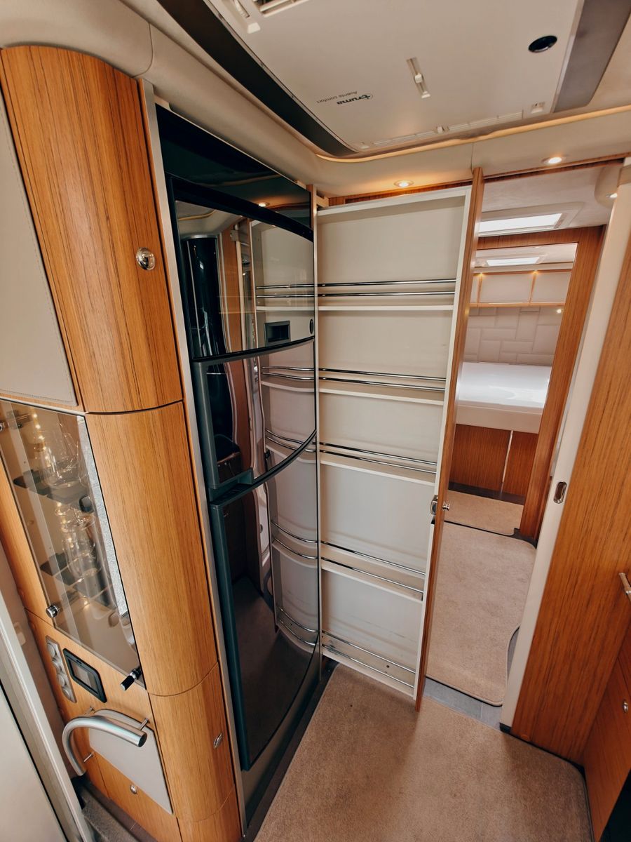 Fahrzeugabbildung Concorde CHARISMA III 900 M - EUROCARGO - VIELE EXTRAS!