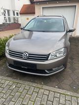 Volkswagen Passat 2.0 TDI DSG 4M 125kW Highline BM Vari... - Volkswagen Passat aus 2011: Kombi, Highline
