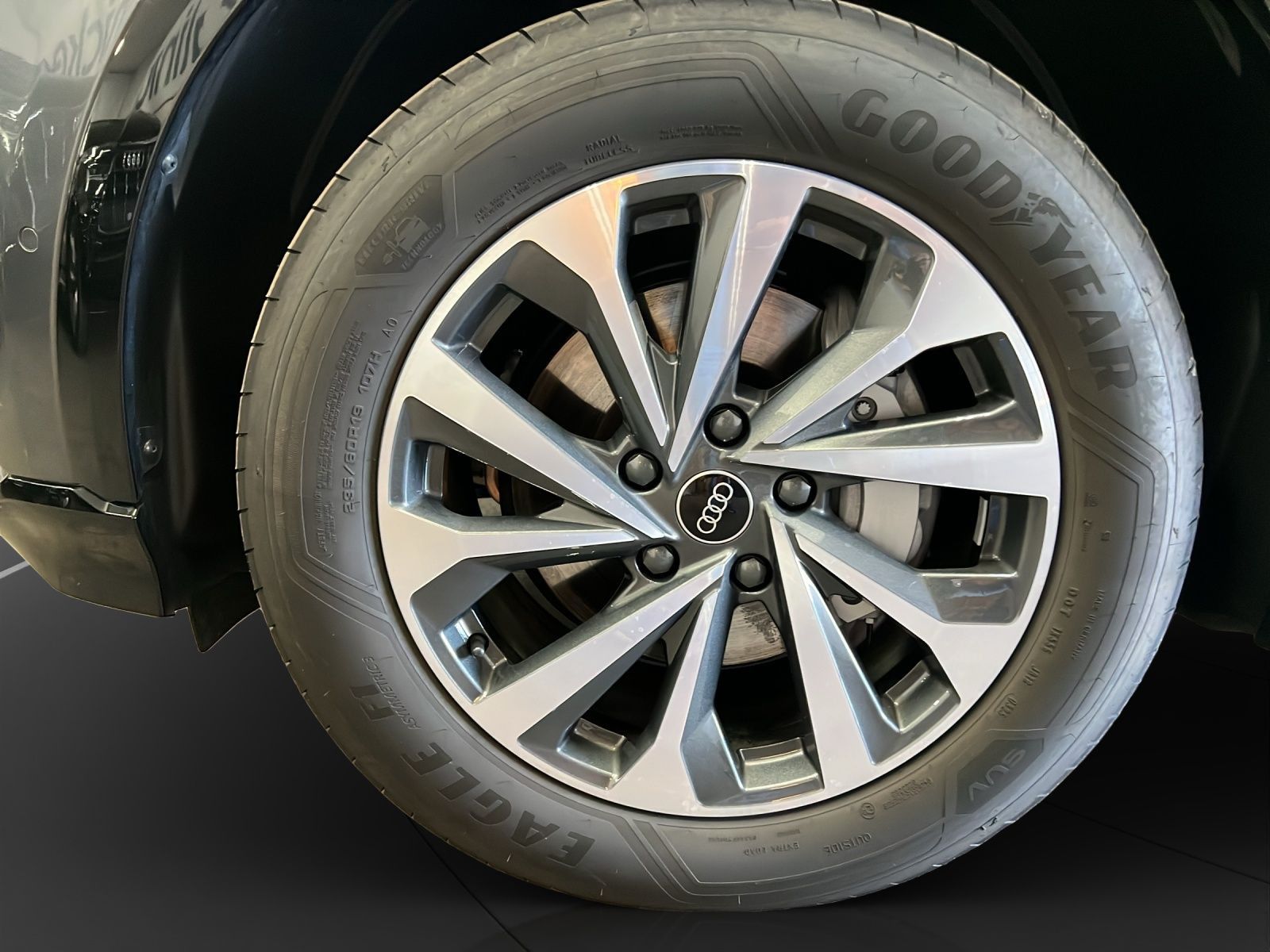 Audi Q6 e-tron - Bild 13