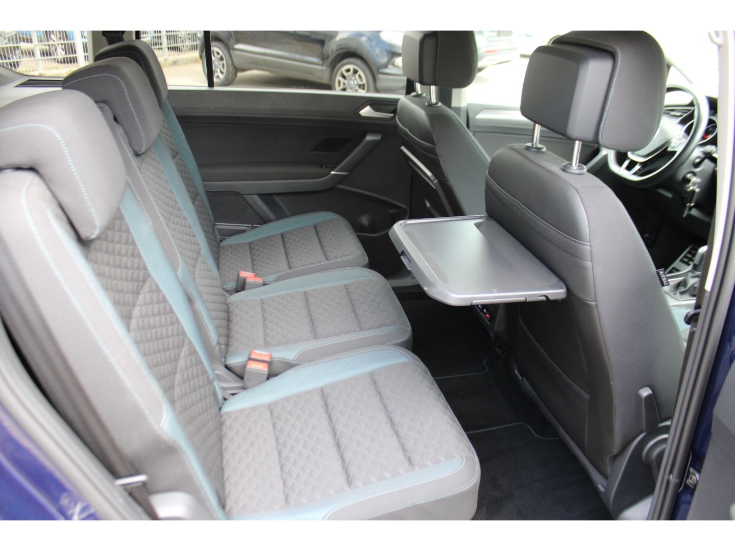 VW Touran IQ.DRIVE 2.0 TDI BMT ACC LED AHK el. Heck - Image 10