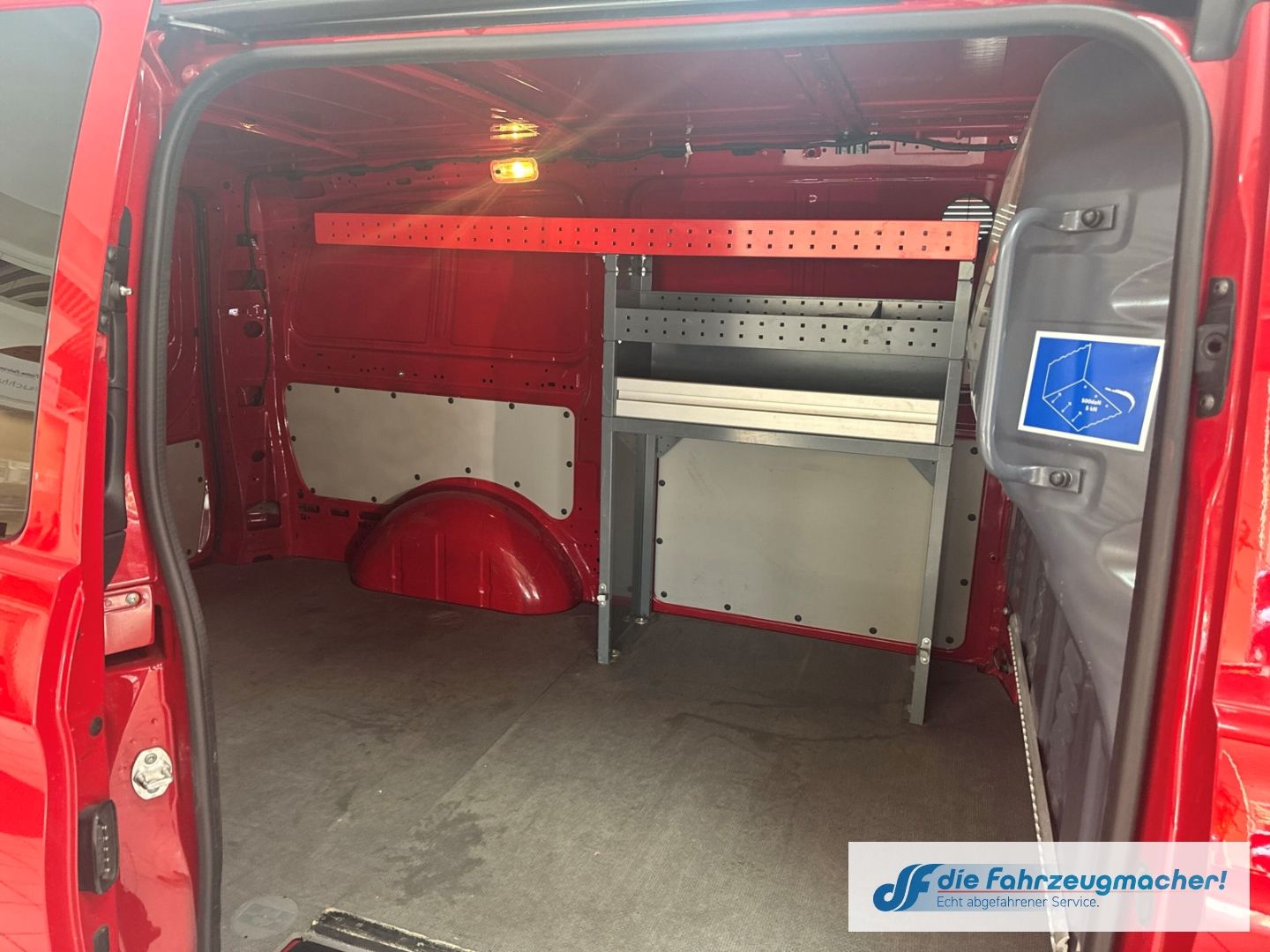 Fahrzeugabbildung Mercedes-Benz Vito Kasten 114 CDI  lang Temp PDCv+h Klima Berg