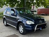 Mercedes-Benz ML 320 *TÜV 05/27*KLIMA*KAMERA*S-DACH* - gebrauchte Mercedes-Benz ML-Klasse aus dem Jahr 2000