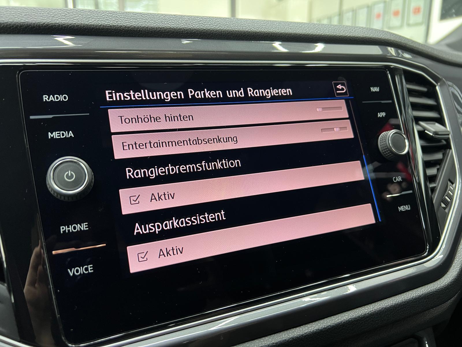 Volkswagen T-Roc 2.0 TSI R-Line 4Motion, Kamera, LED, ACC