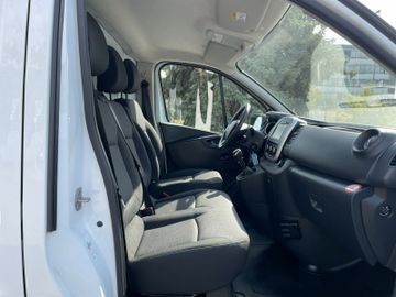 Renault Trafic - 9