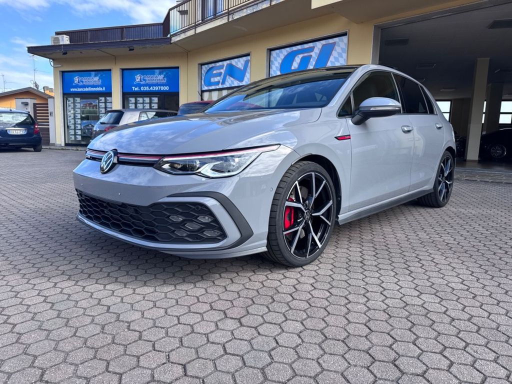 Image of Volkswagen Golf