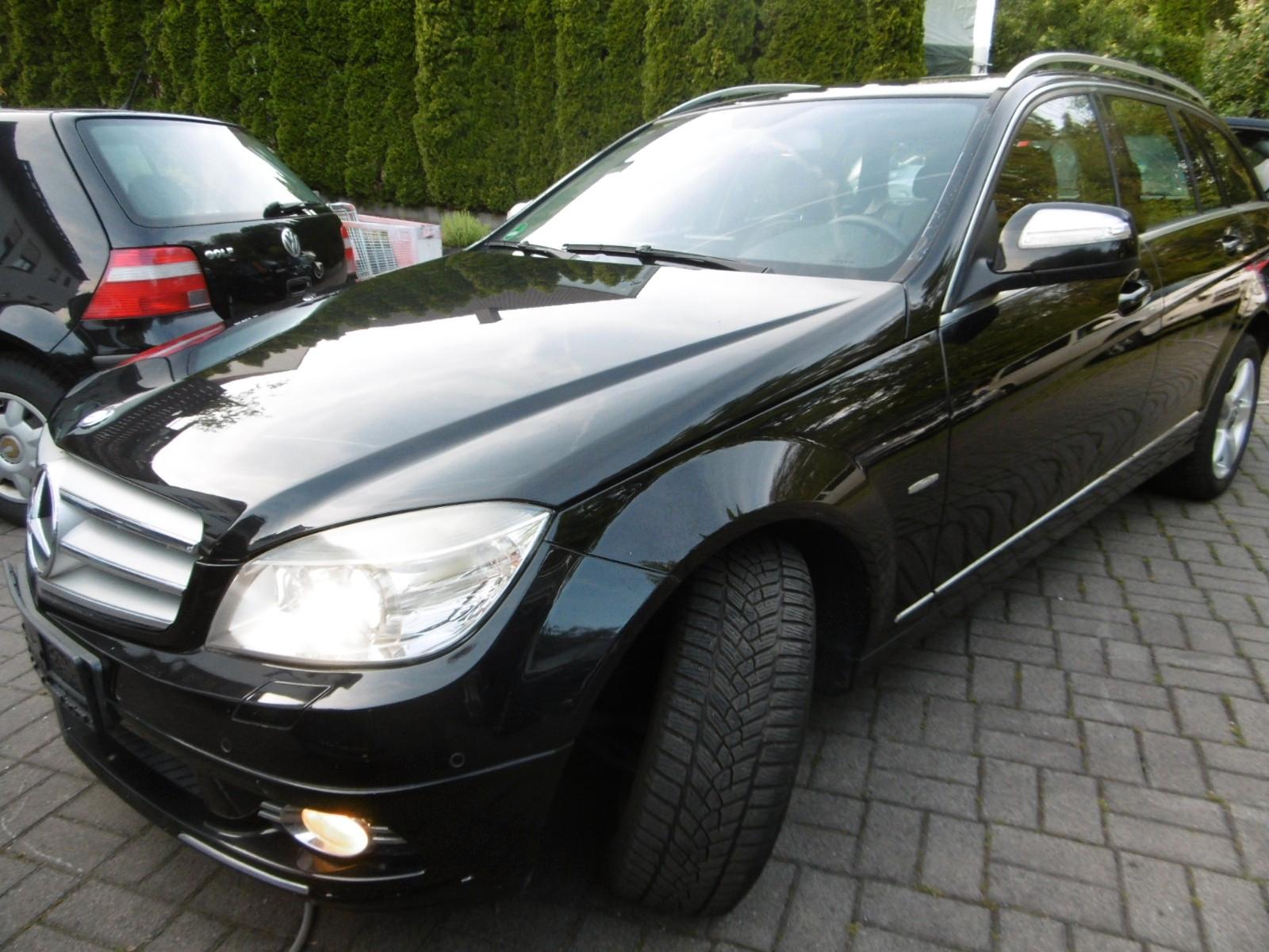 Mercedes-Benz C200 2008 — interior