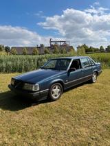 Volvo 940 944 Turbo Limousine Oldtimer - Volvo 940 mit Benzin-Antrieb