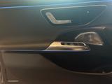 Mercedes-Benz E 200 AMG Night, LED,DISTR,AMBIE,BURM®4D,KEYLESS - Mercedes-Benz E 200 mit Benzin-Antrieb: mit Klimaanlage