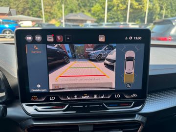 Cupra Leon 2.0 TSI 221 kW VZ  Pano+Sennheiser+19 Zoll