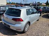 Volkswagen Golf VII**AUTOMATIK**5.000KM** - Volkswagen Golf: Vi Km 0