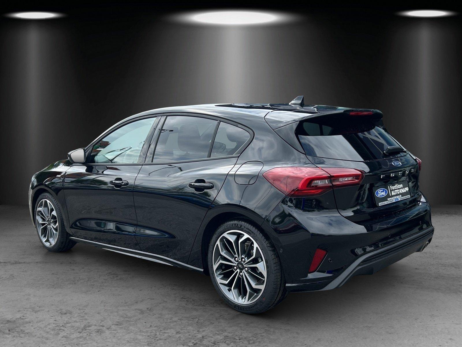 Ford Focus ST-Line X Winter Pak. B+O HUD 18 Zoll PDC