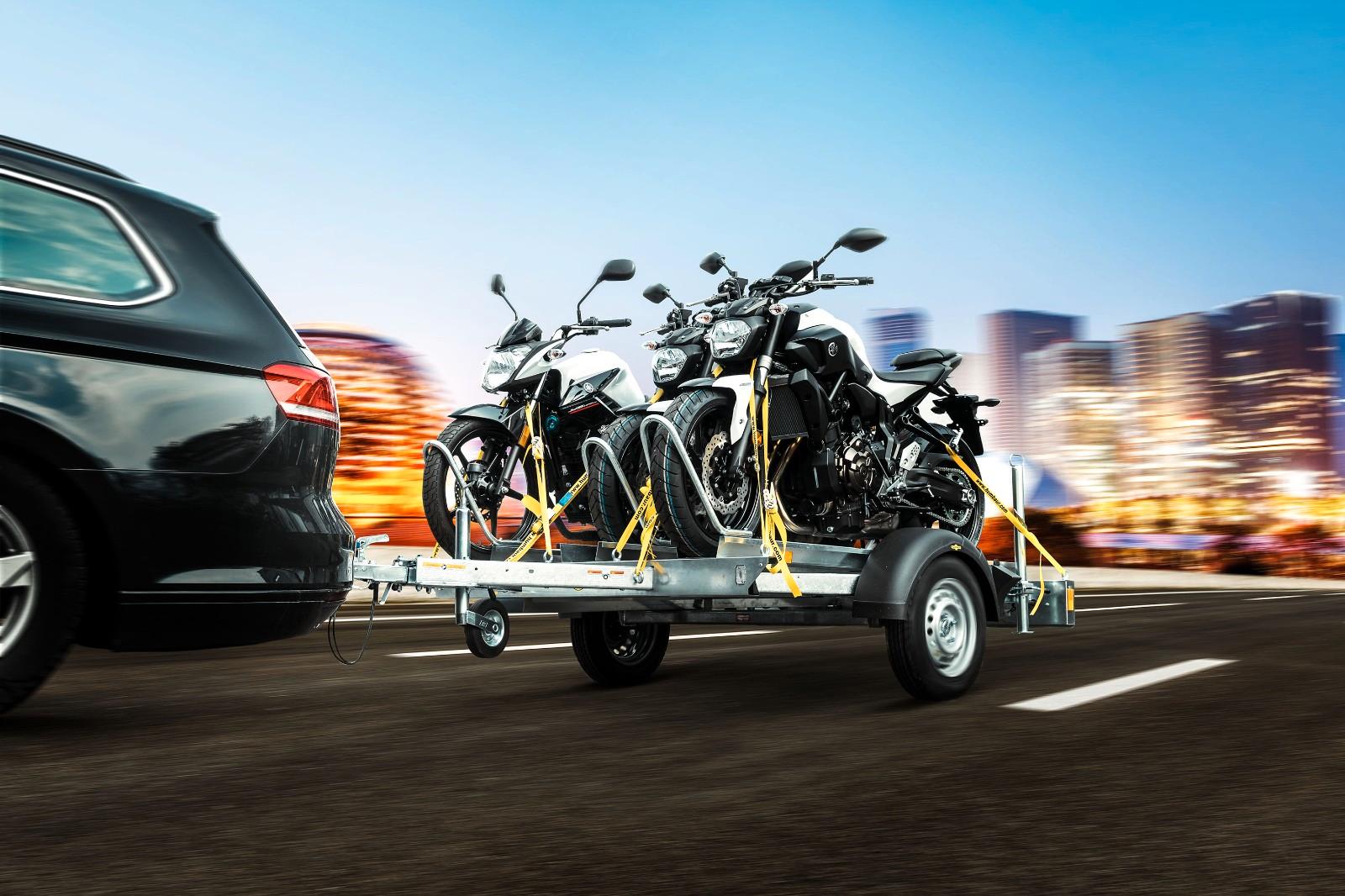 Humbaur HM 102113 Auto- und Motorradtransporter Anhänger