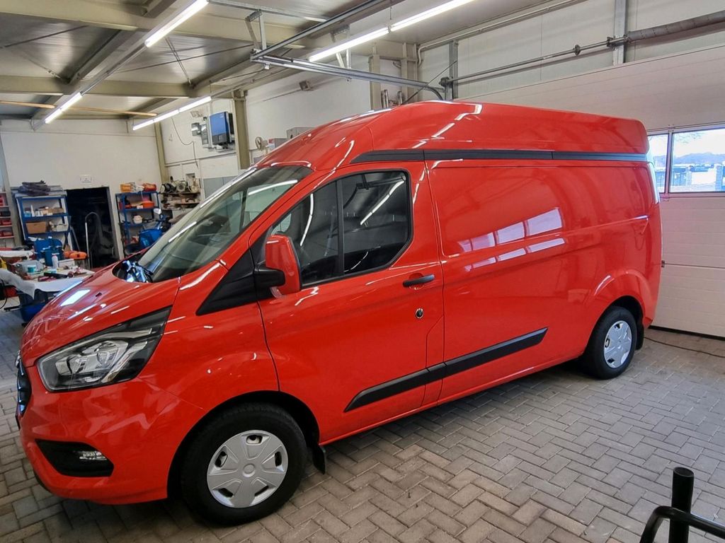 Image of Ford Transit Custom