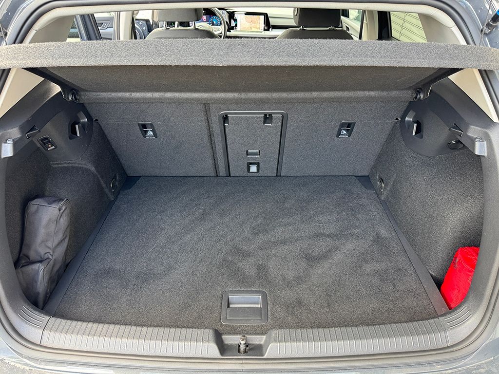 Golf VIII 1.5 eTSI DSG ACTIVE *MATRIX*NAVI*HUD*