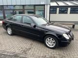 Mercedes-Benz Mercedes Benz E 270 CDI aus 1. Hand / Gepf... - Mercedes-Benz E 270