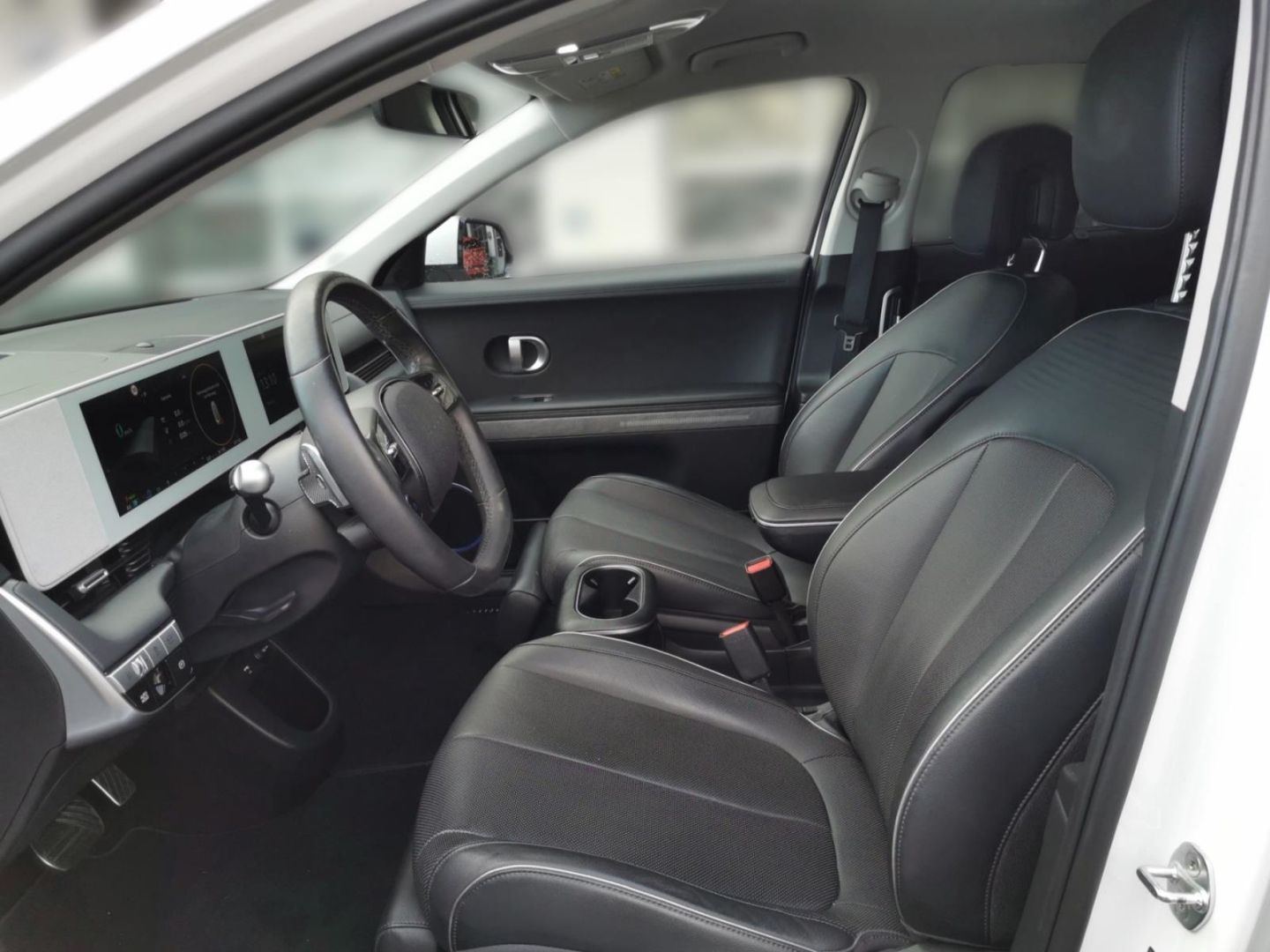 Fahrzeugabbildung Hyundai IONIQ 5 Uniq Elektro, inkl. 20 Zoll Felgen, HUD