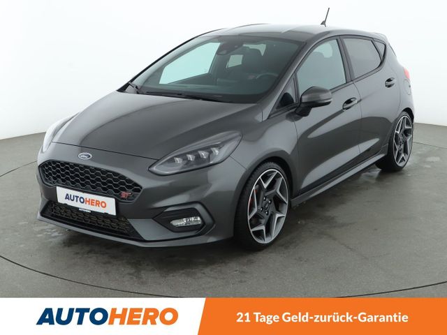 Ford Fiesta 1.5 EcoBoost ST*NAVI*LED*TEMPO*CAM*SHZ