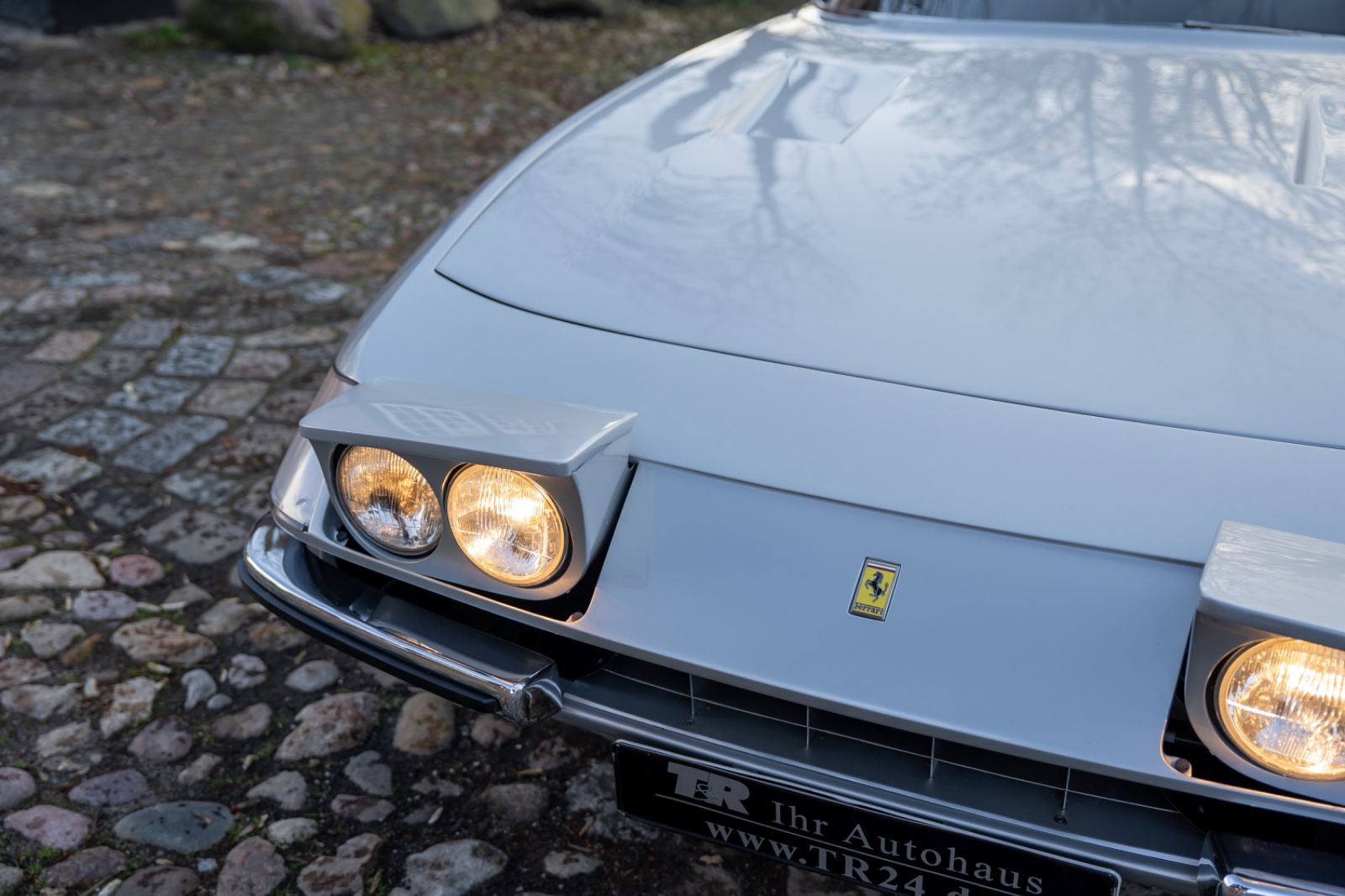 Fahrzeugabbildung Ferrari 365 GTB4 Daytona **Ferrari Classiche Zertifikat*