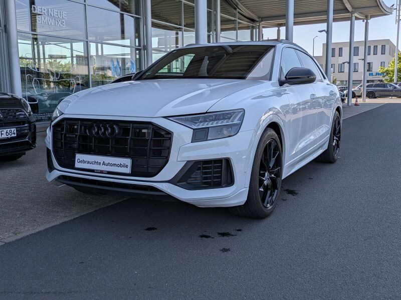 AUDI Q8 TDI quattro tiptronic Glasdach. AHK. HeadUp.