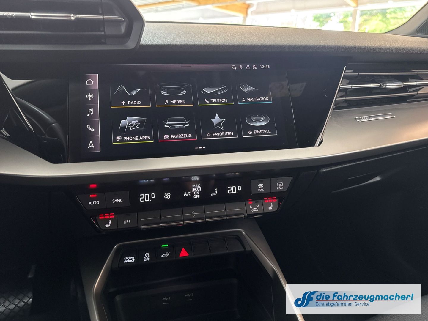 Fahrzeugabbildung Audi A3 Sportback 40 TFSI e AHK-abnehmbar Digitales
