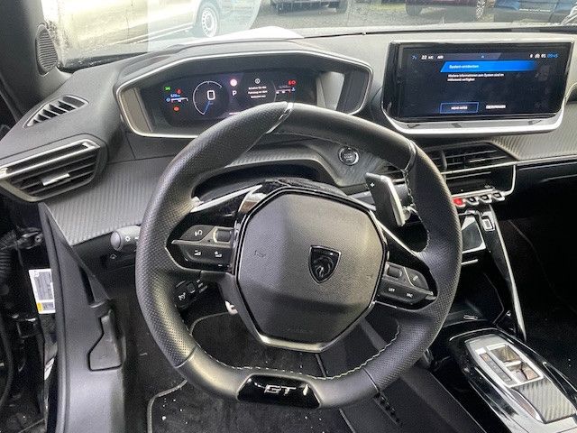 Fahrzeugabbildung Peugeot 2008 GT MHEV 145 e-DSC+Navi+Sitzhzg.+Apple+And