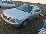 Toyota Corolla 1.4*Limousine*Sedan*keine Klima*1.Hand - gebrauchte Toyota Corolla aus dem Jahr 2001