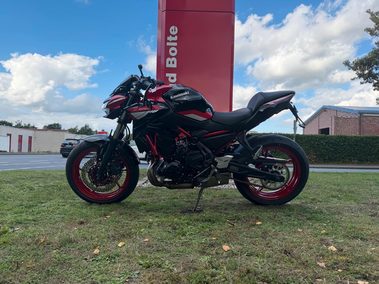 Kawasaki Z650 50th Anniversary **NUR 500KM**