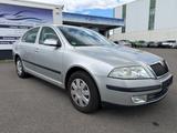 Skoda Octavia Lim. Ambiente - gebrauchte Skoda Octavia aus dem Jahr 2004