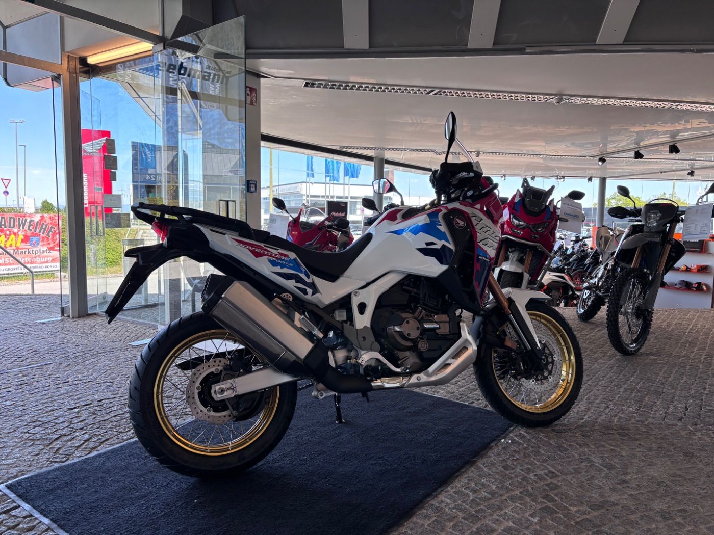 Fahrzeugabbildung Honda CRF 1100 D 4 S ADV Sports DCT ES