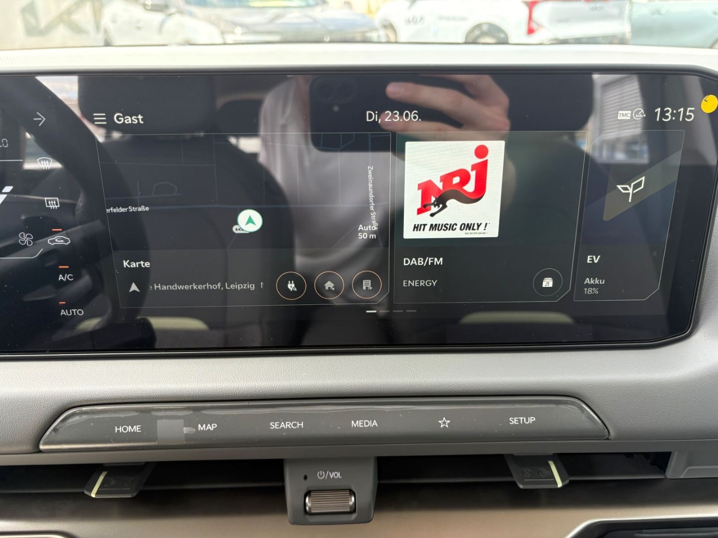 Fahrzeugabbildung Kia EV2 Air 42,2-kWh FWD 5 Sitze NotBremsAss Tempoma