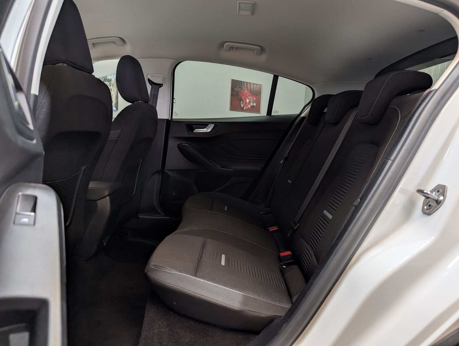Fahrzeugabbildung Ford Focus Limo EB Active SHz LED Navi ACC Kamera 17"