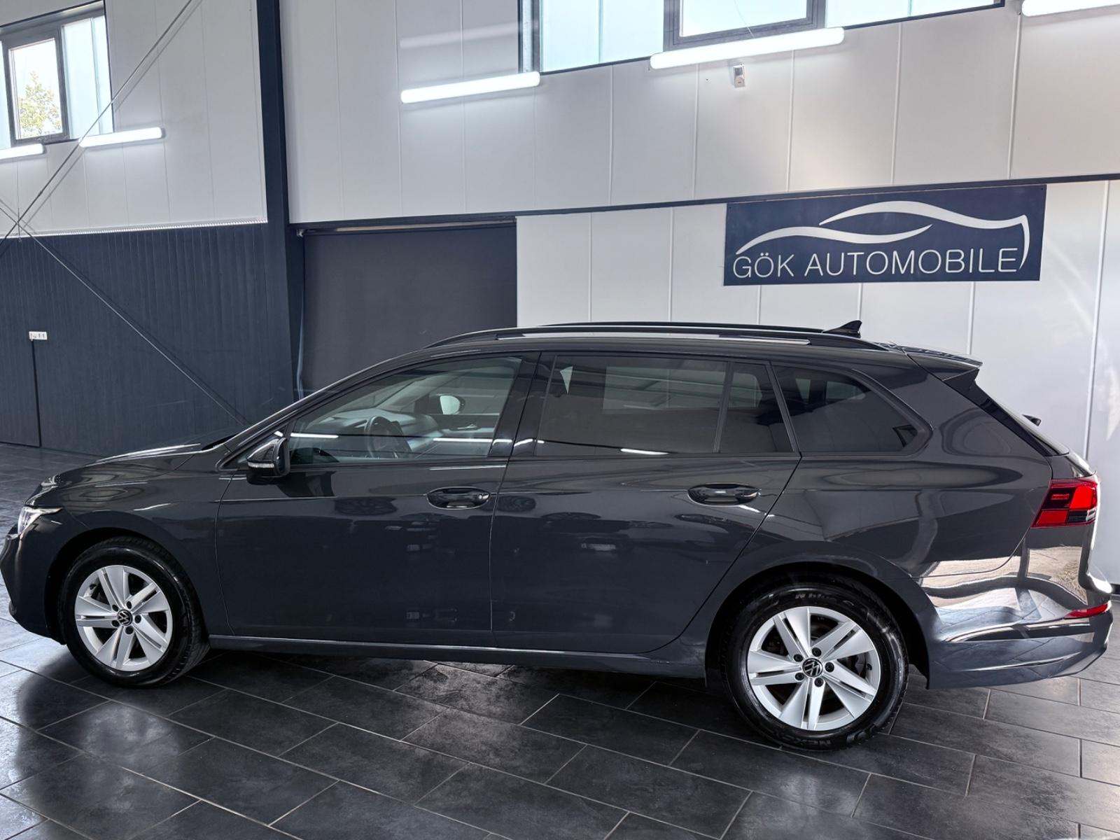 Volkswagen Golf VIII Variant Life 2.0 TDI DSG*LED*ACC*LANE