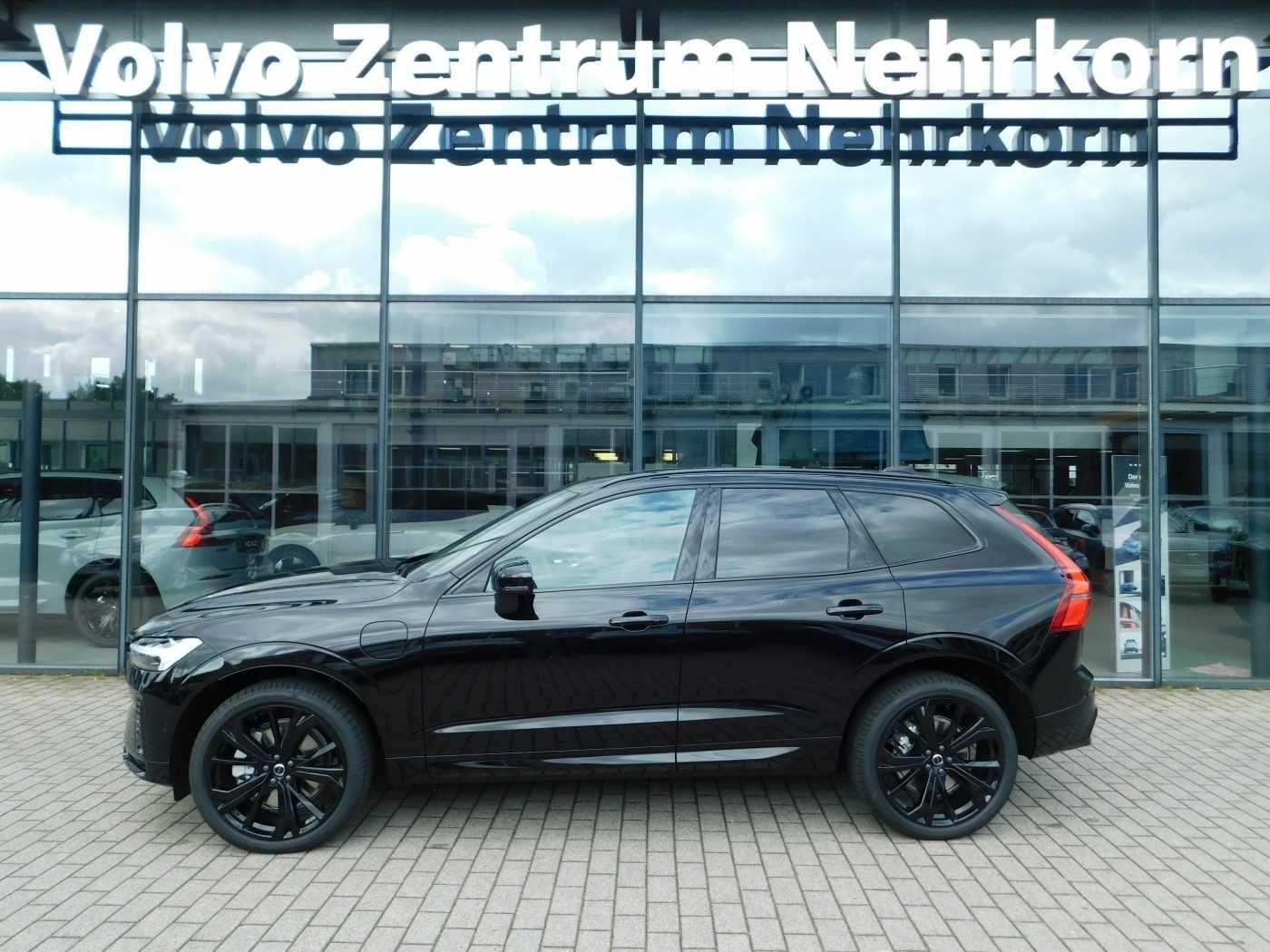 Fahrzeugabbildung Volvo XC60 T8 AWD Plus Black Edit. '360°, 21'-Zoll'