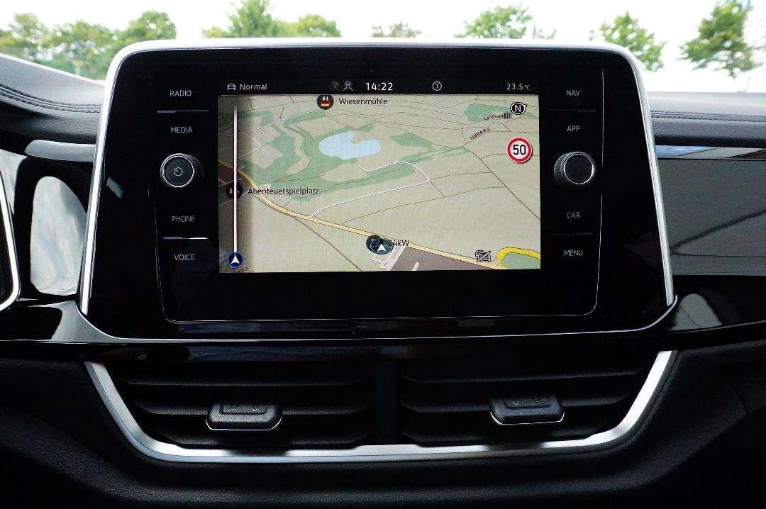 Volkswagen T-Roc R-Line 1.5 l TSI 7-Gang-DSG Navi,AHK,RFK,I, миниатюра 18