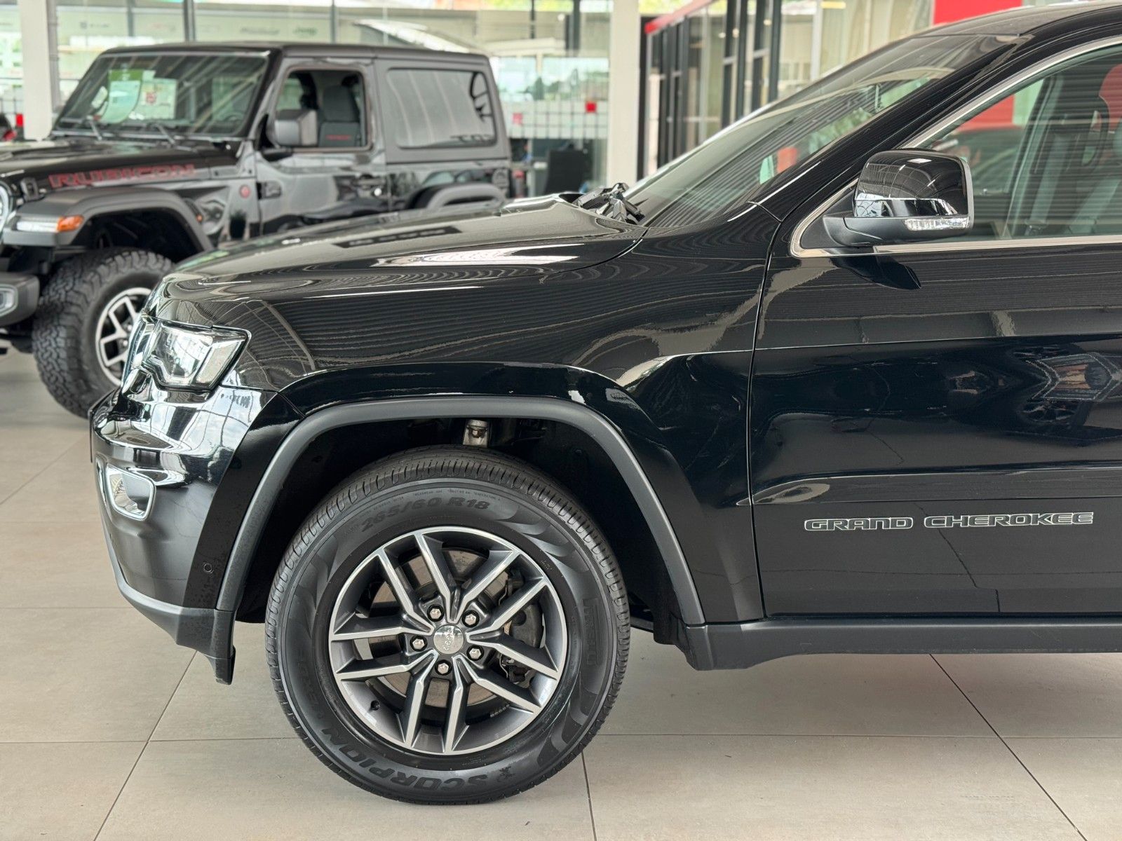 Fahrzeugabbildung Jeep Grand Cherokee 3.0 CRD Limited AHK