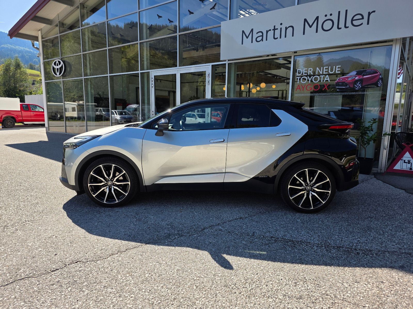 Toyota C-HR Hybrid AWD GR Sport Premiere foto 3