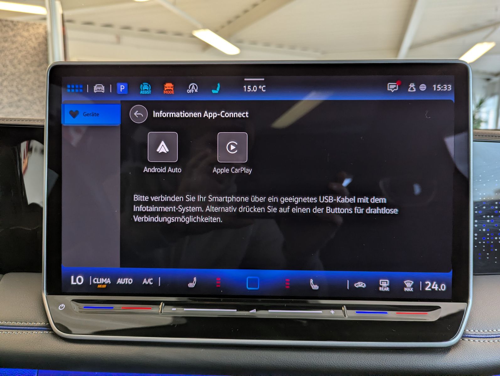 Fahrzeugabbildung Volkswagen Tiguan 2.0TDI R-Line 4M Pano Black Matrix AHK 20