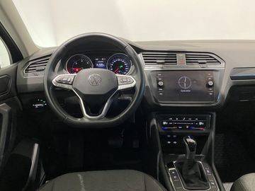Volkswagen Tiguan - 8